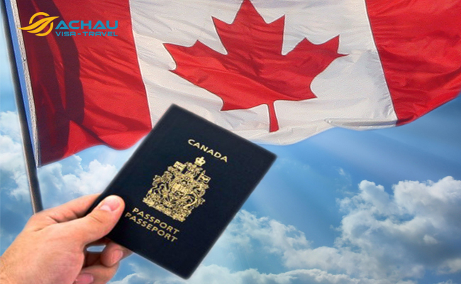 Xin visa trở lại Canada lần 2 sau khi bị trục xuất được không?